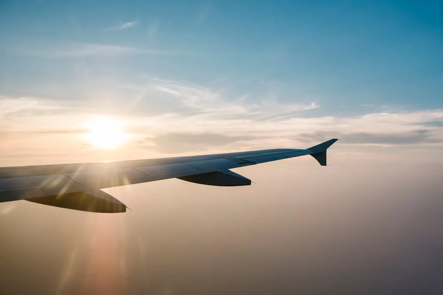 Guía práctica para volar con Flyone desde España sin sorpresas ni costos extras