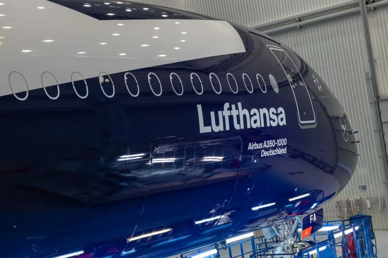 Lufthansa recibe su primer Airbus A350-1000 con diseño exclusivo por su centenario